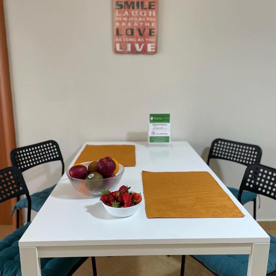 Apartments Korabi Дуррес Екстер'єр фото